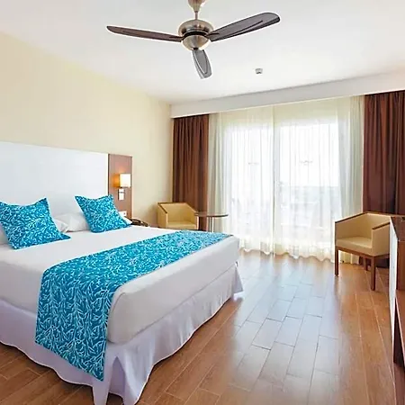 Hotel Riu Arecas - Adults Only 4*
